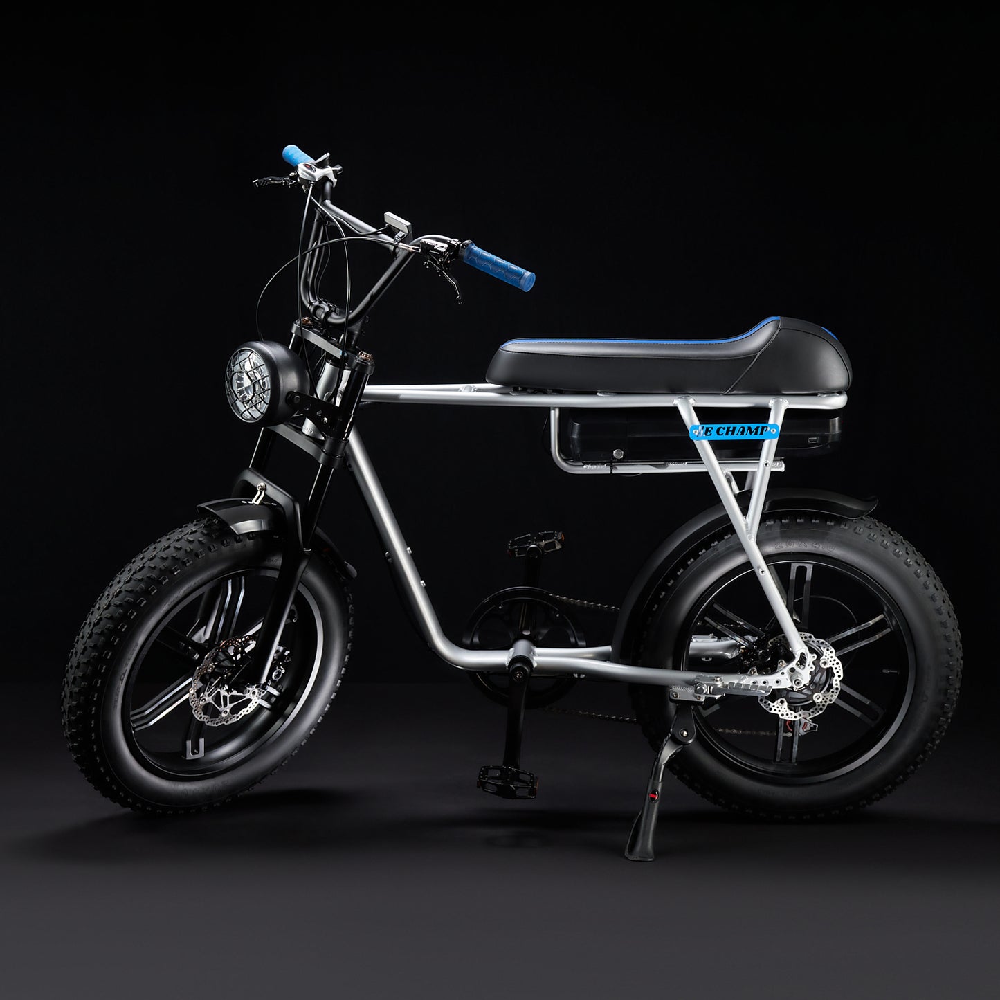 E-Champ 66 Retro Fat Tyre Electric Bike Silverstone Racing Silver